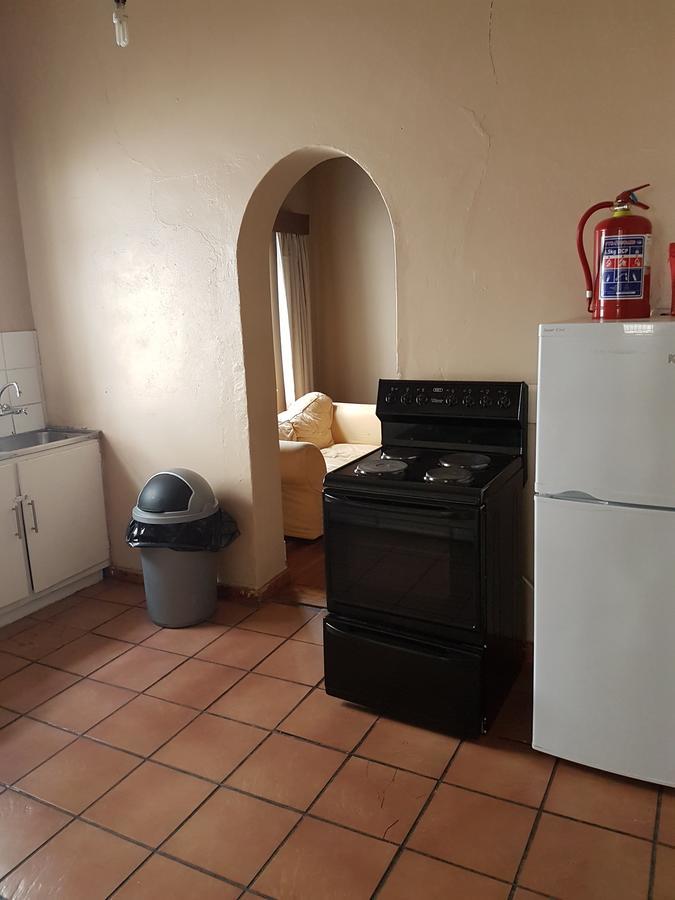 Oasis Shanti Backpackers Oudtshoorn Luaran gambar