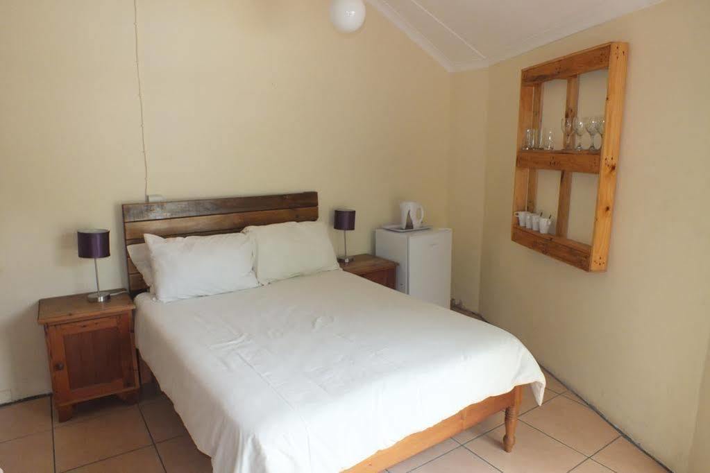 Oasis Shanti Backpackers Oudtshoorn Luaran gambar
