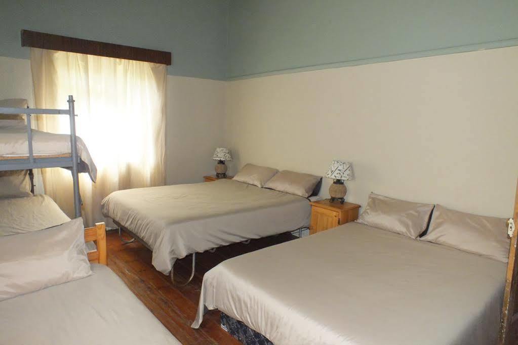 Oasis Shanti Backpackers Oudtshoorn Luaran gambar